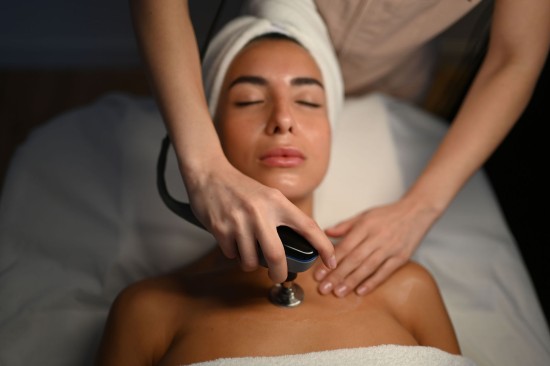 Indiba pecho escote elisabeth casablanca zaragoza