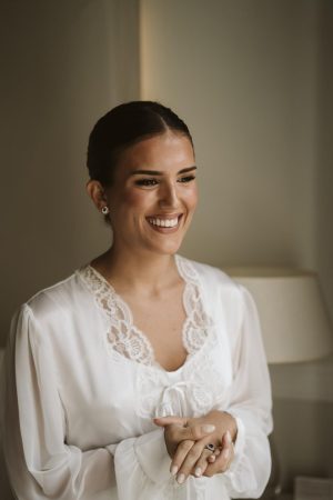 Novia sonriendo